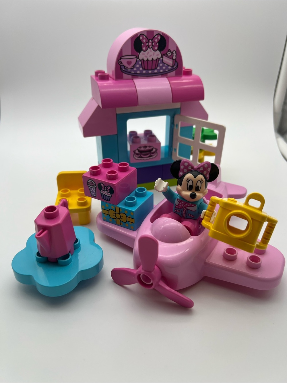 LEGO DUPLO 10830 Minnie's Café - pink plane and cafe, Minnie Mouse